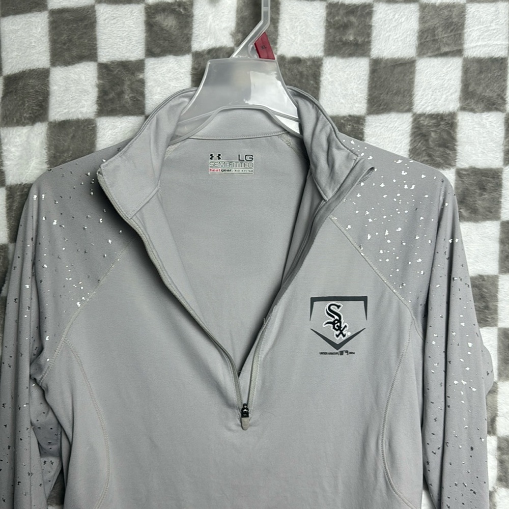 Under Armour Large / L Semi-Fitted Heat Gear White Sox Long Sleeve Thermal - Picture 10 of 11